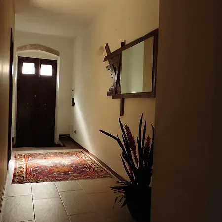Danonna Bed & Breakfast 3*