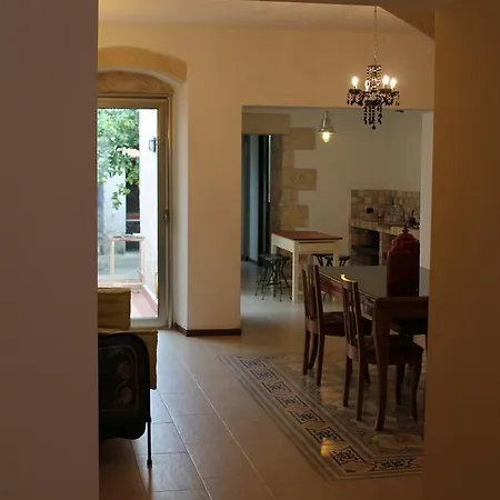 فندق مبيت وإفطار Danonna Ittiri