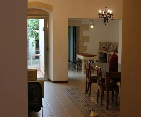 Alojamento de Acomodação e Pequeno-almoço Danonna Ittiri